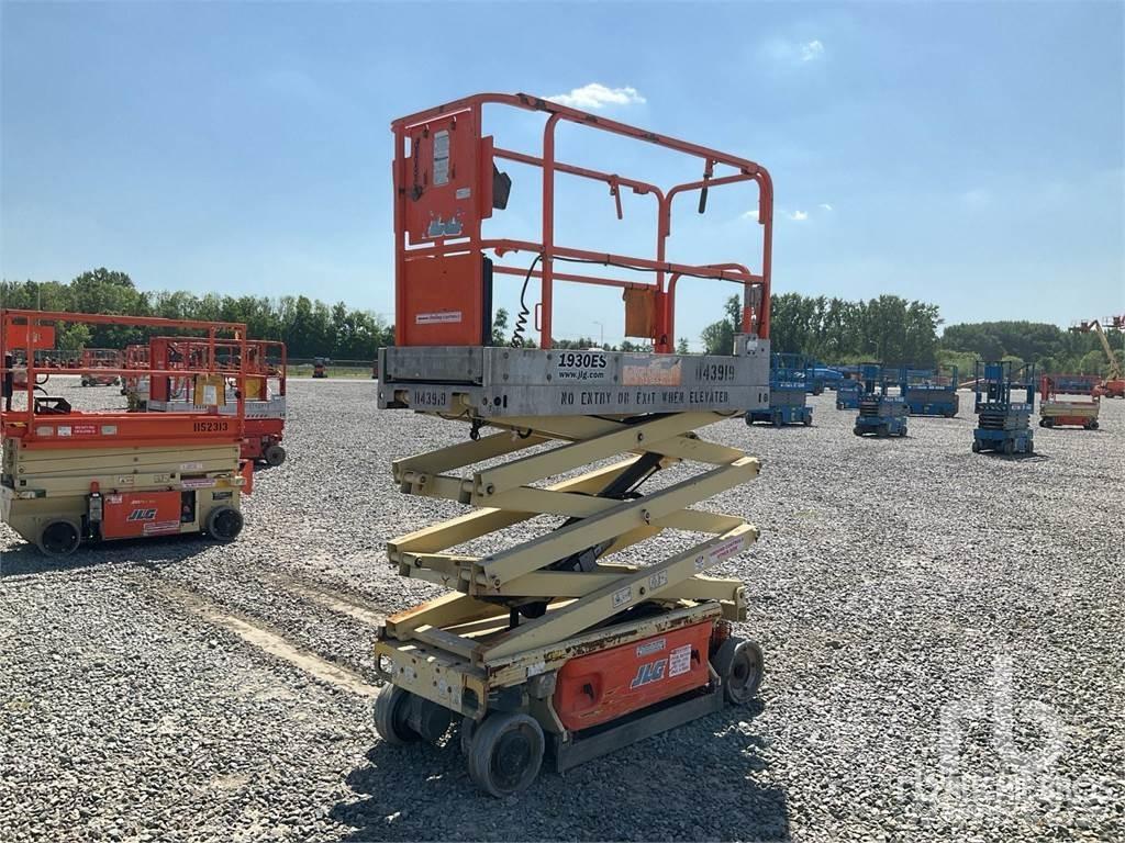 JLG 1930ES رافعات مقصية الشكل