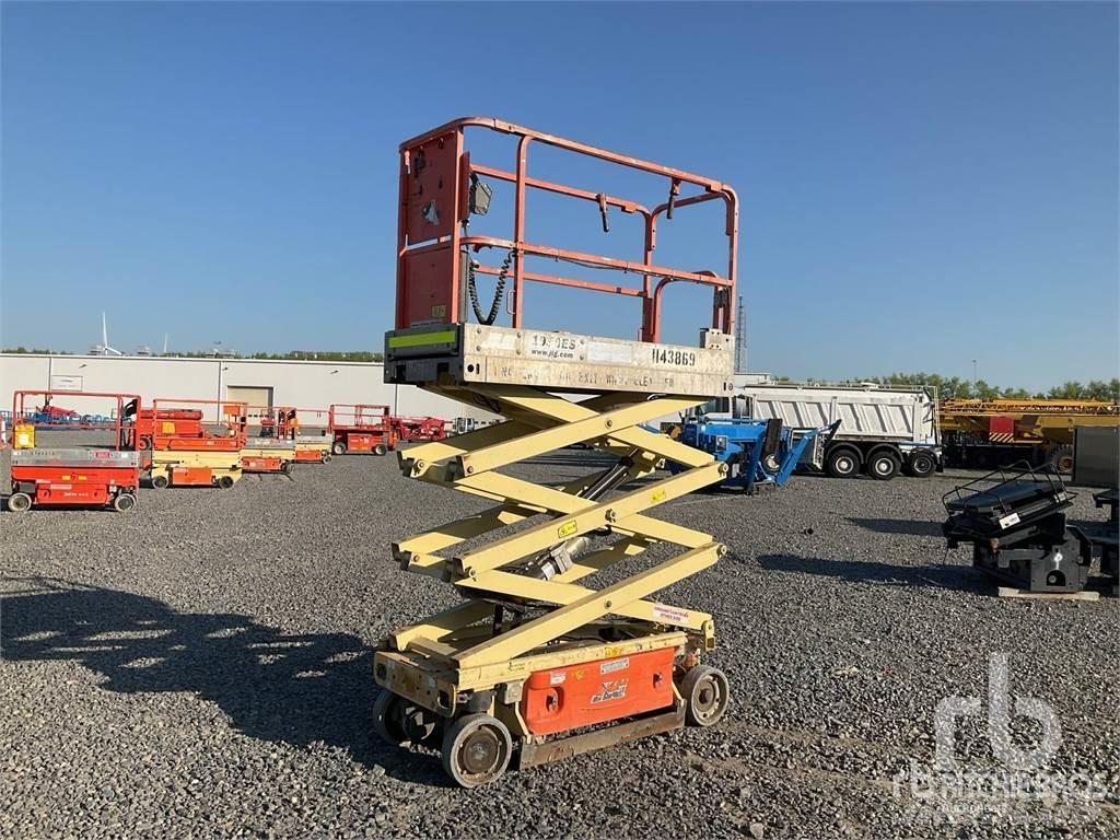 JLG 1930ES رافعات مقصية الشكل