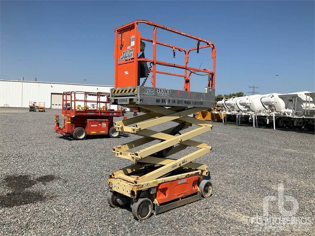 JLG 1930ES رافعات مقصية الشكل