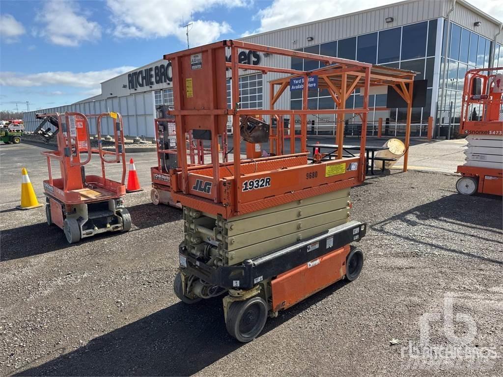 JLG 1932R Scissor lifts