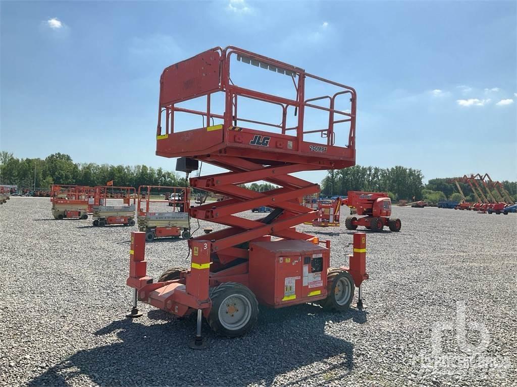 JLG 260MRT رافعات مقصية الشكل