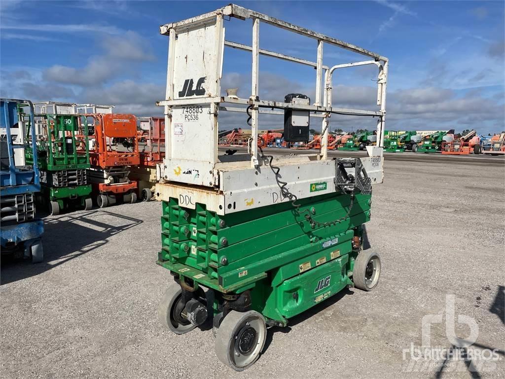 JLG 2632ES رافعات مقصية الشكل