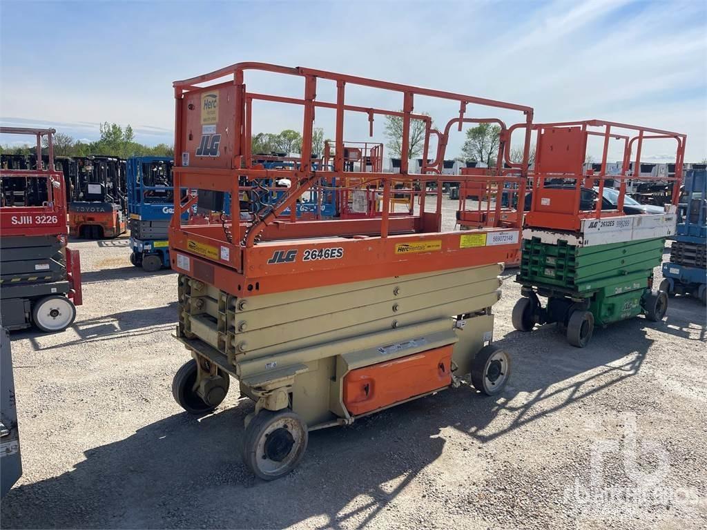 JLG 2646ES رافعات مقصية الشكل