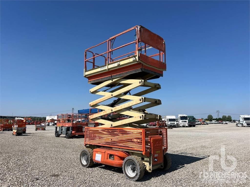 JLG 4069LE رافعات مقصية الشكل