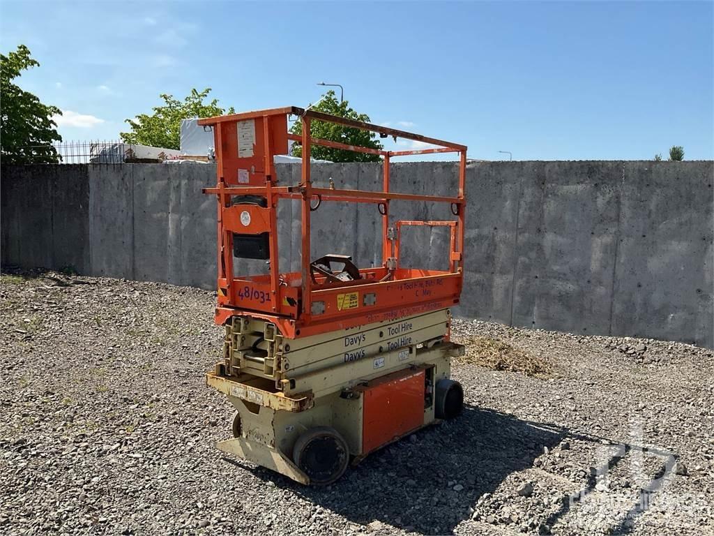JLG 6RS رافعات مقصية الشكل