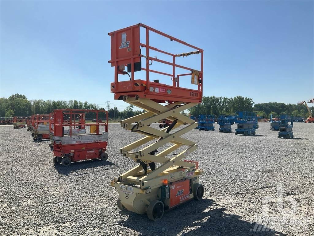JLG R6 رافعات مقصية الشكل