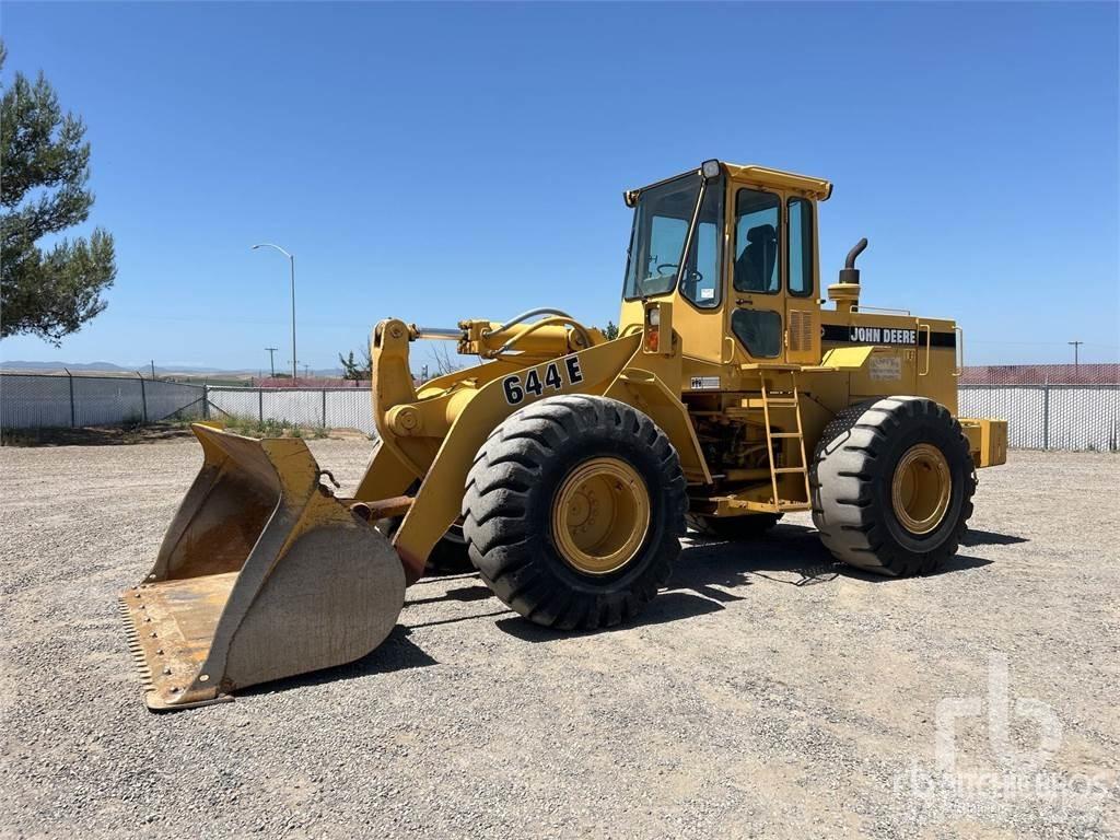 John Deere 644E لوادر بعجل