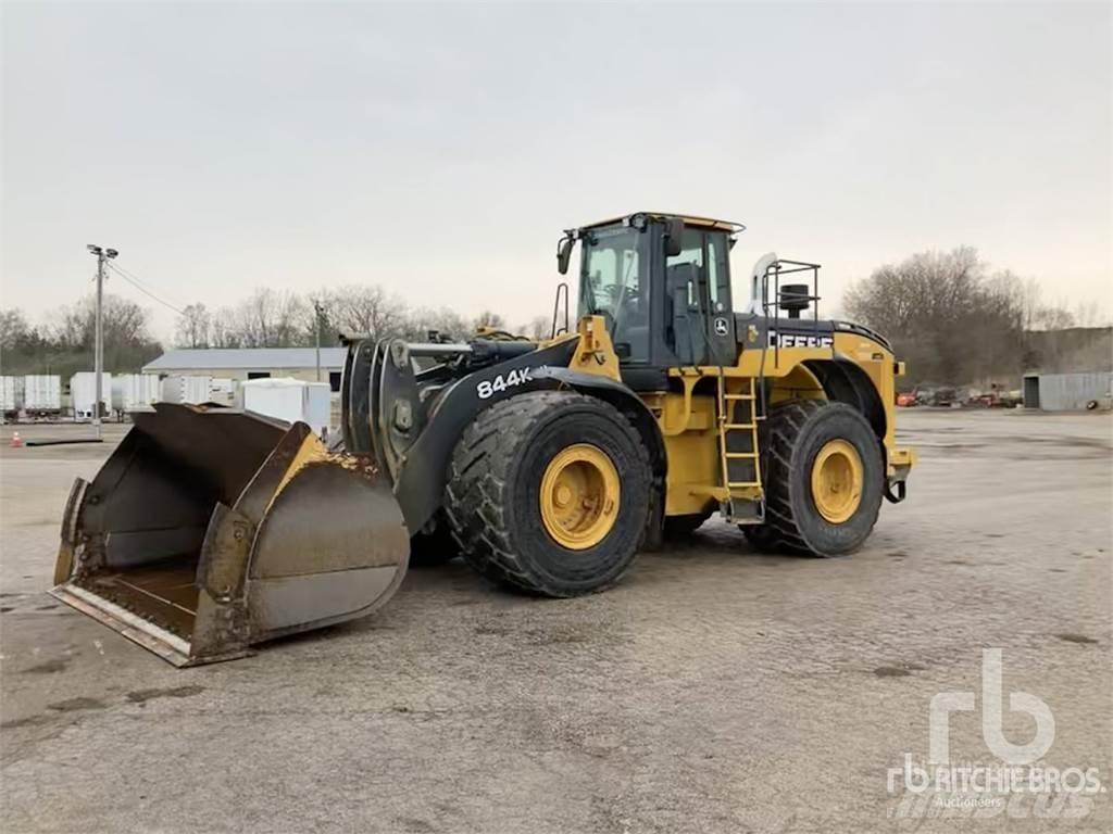John Deere 844K لوادر بعجل