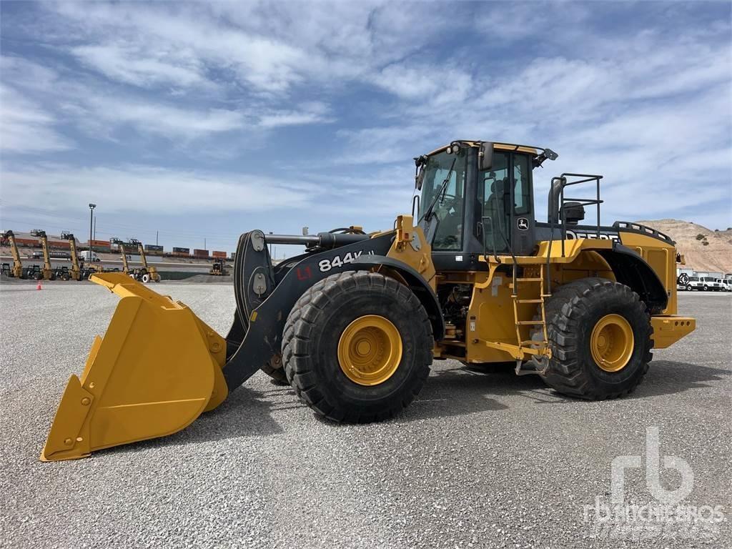 John Deere 844K لوادر بعجل