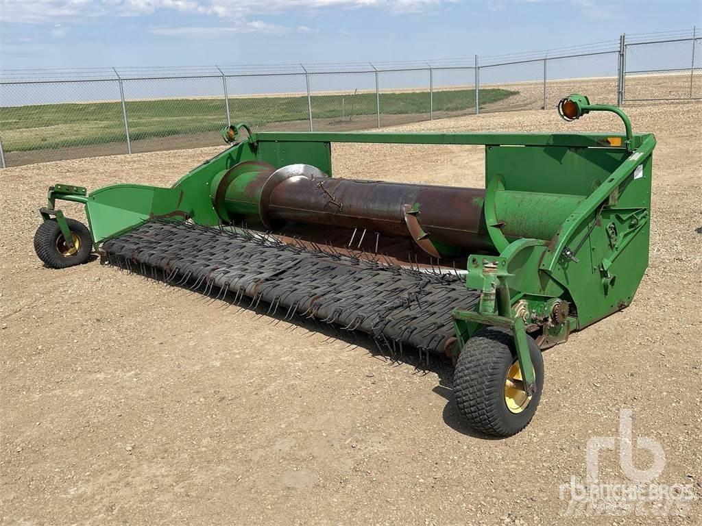 John Deere 914 رؤوس الحصادات الدراسات