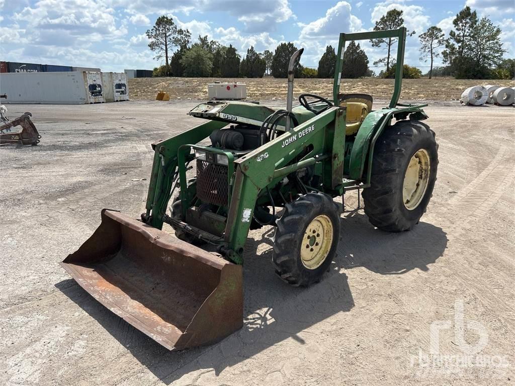 John Deere 990 جرارات مدمجة