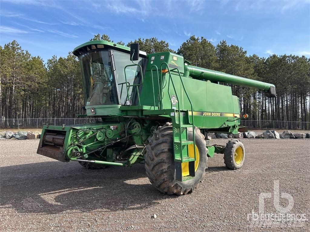 John Deere CTS حصادات