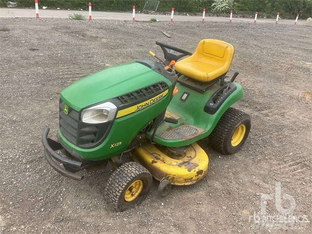 John Deere X125 جزازات