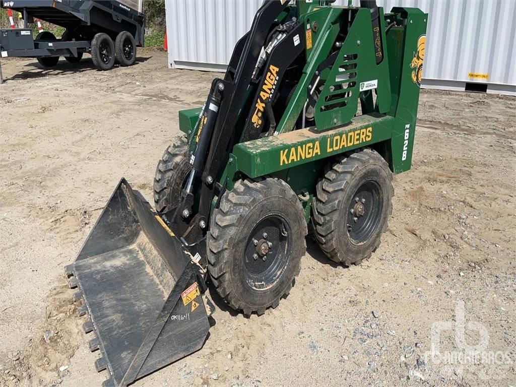  KANGA PW628 لوادر انزلاقية التوجيه