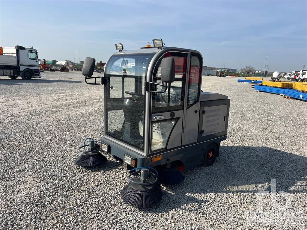  KASTER VOL-2000 كناسات