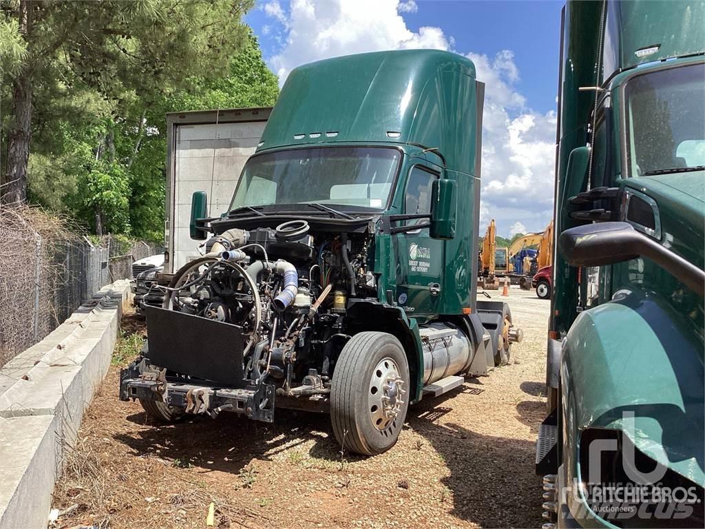 Kenworth T-680 وحدات الجر