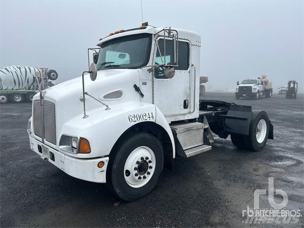 Kenworth T300 وحدات الجر