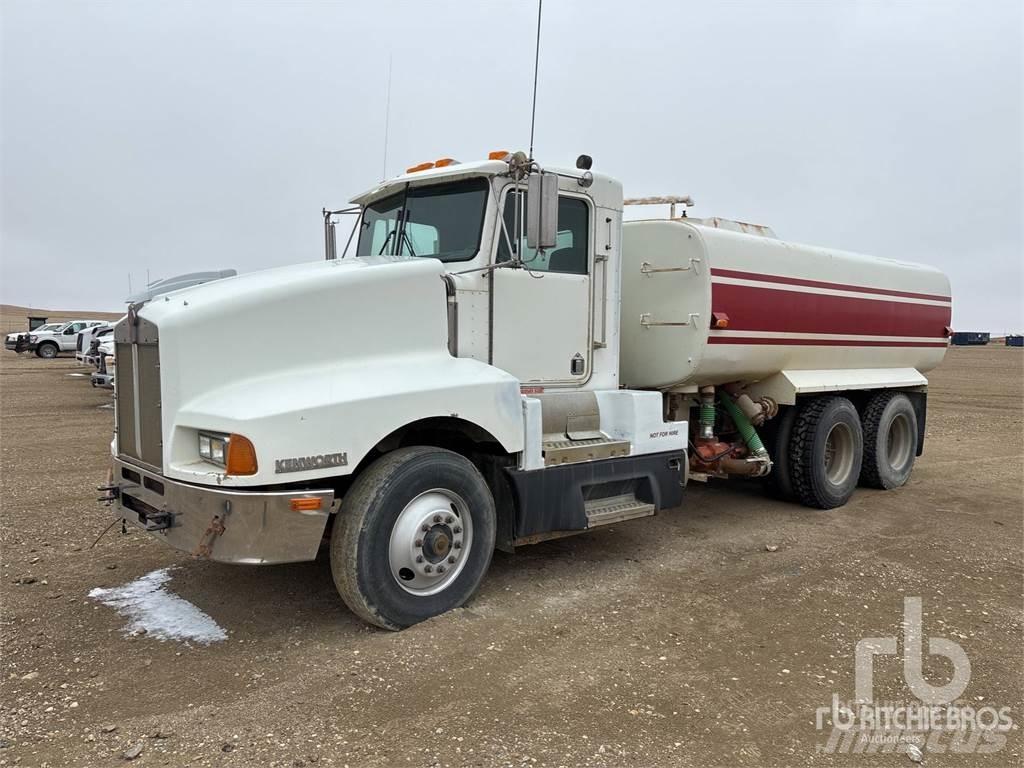 Kenworth T600 صهاريج مياه