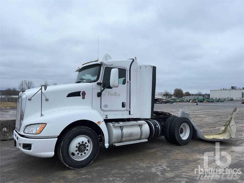 Kenworth T660 وحدات الجر