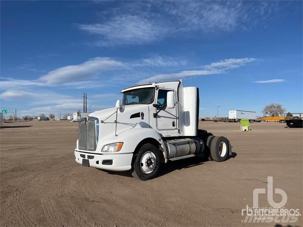 Kenworth T660 وحدات الجر