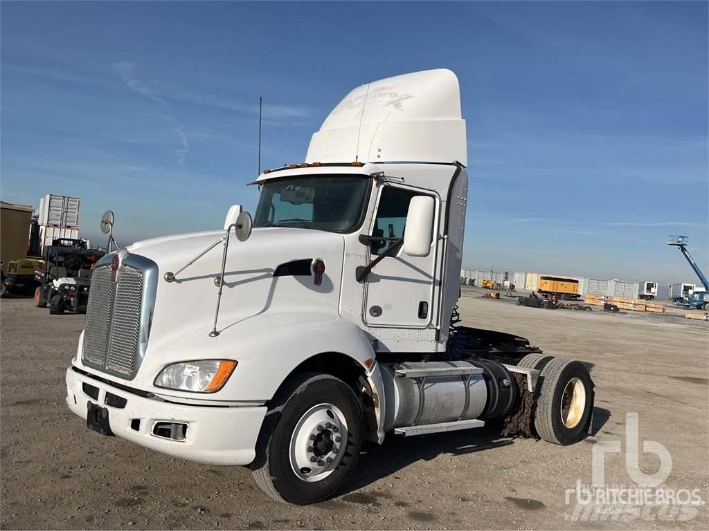 Kenworth T660 وحدات الجر