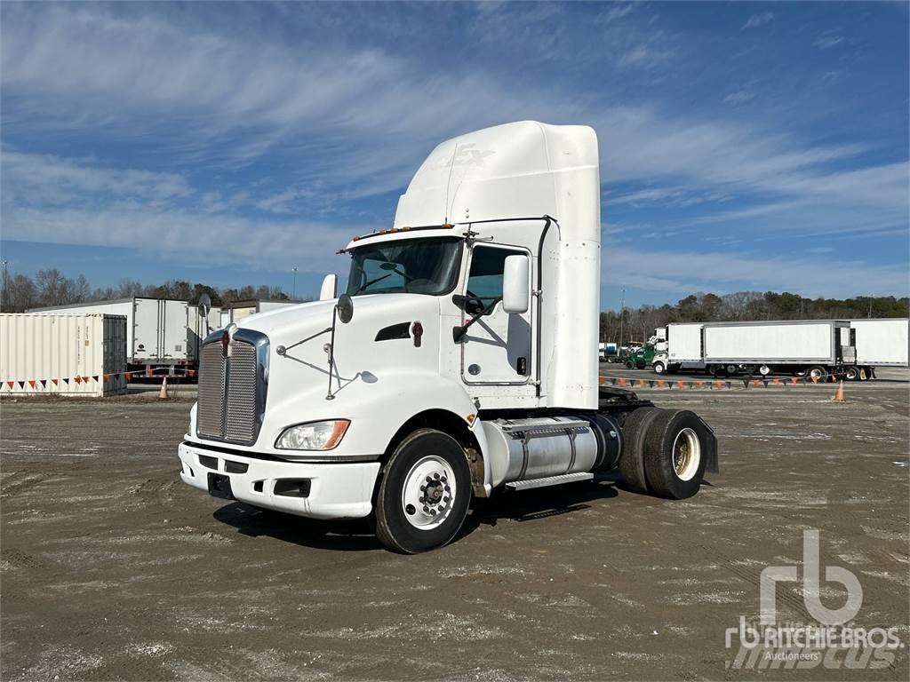 Kenworth T660 وحدات الجر