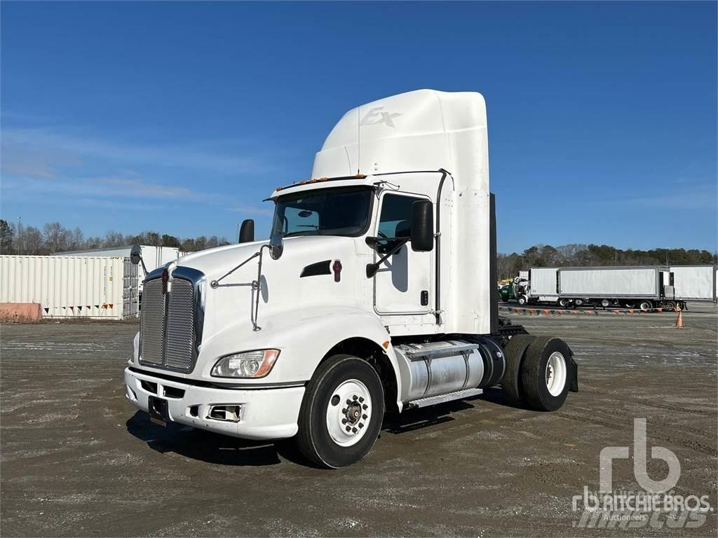 Kenworth T660 وحدات الجر