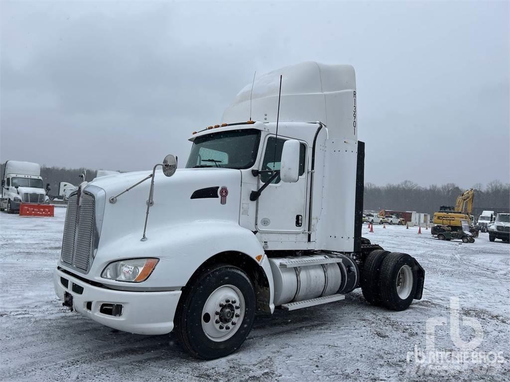 Kenworth T660 وحدات الجر