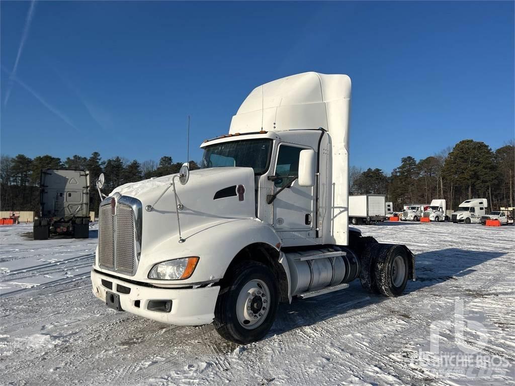 Kenworth T660 وحدات الجر