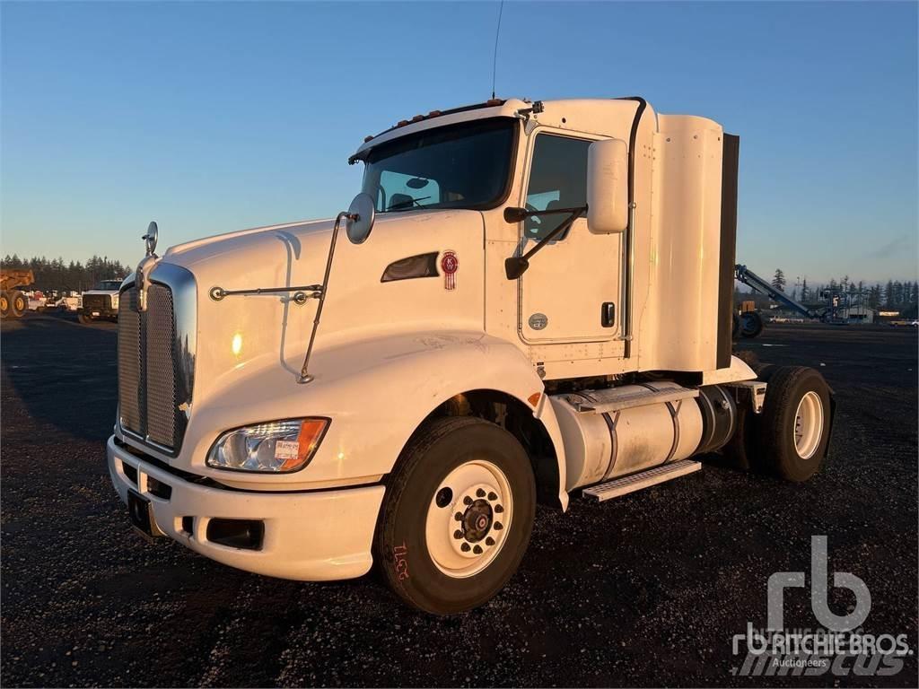 Kenworth T660 وحدات الجر