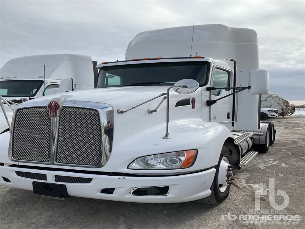 Kenworth T660 وحدات الجر