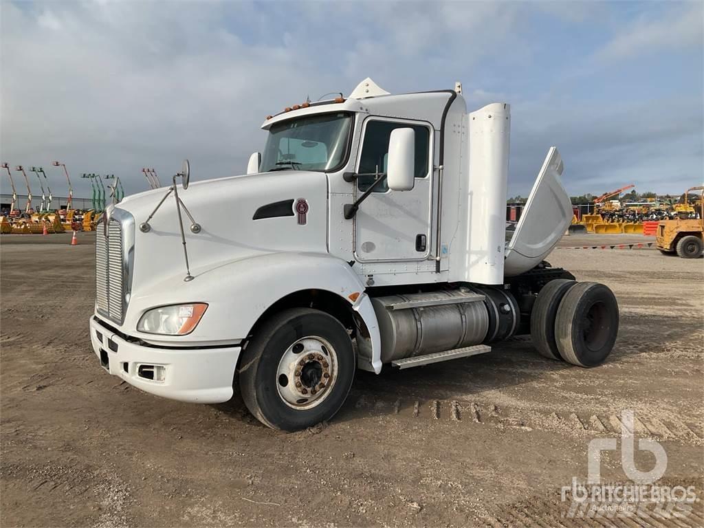 Kenworth T660 وحدات الجر