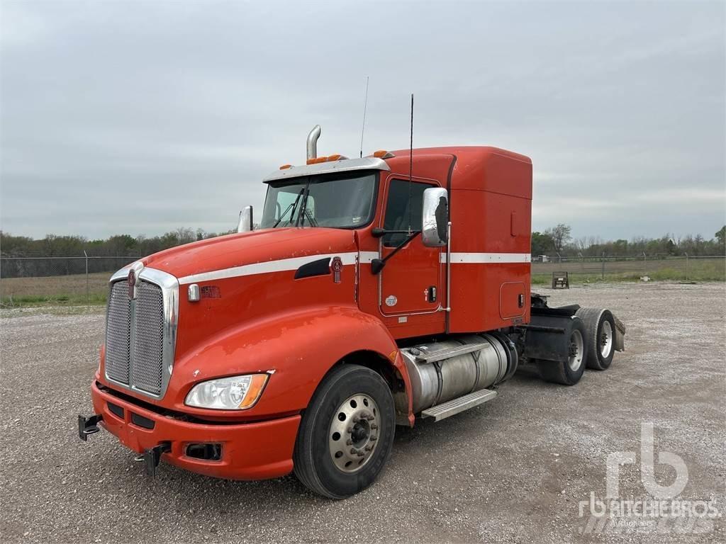 Kenworth T660 وحدات الجر