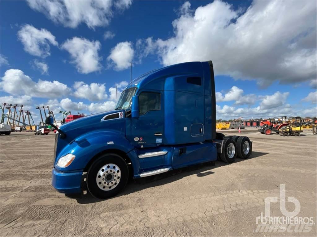 Kenworth T680 وحدات الجر