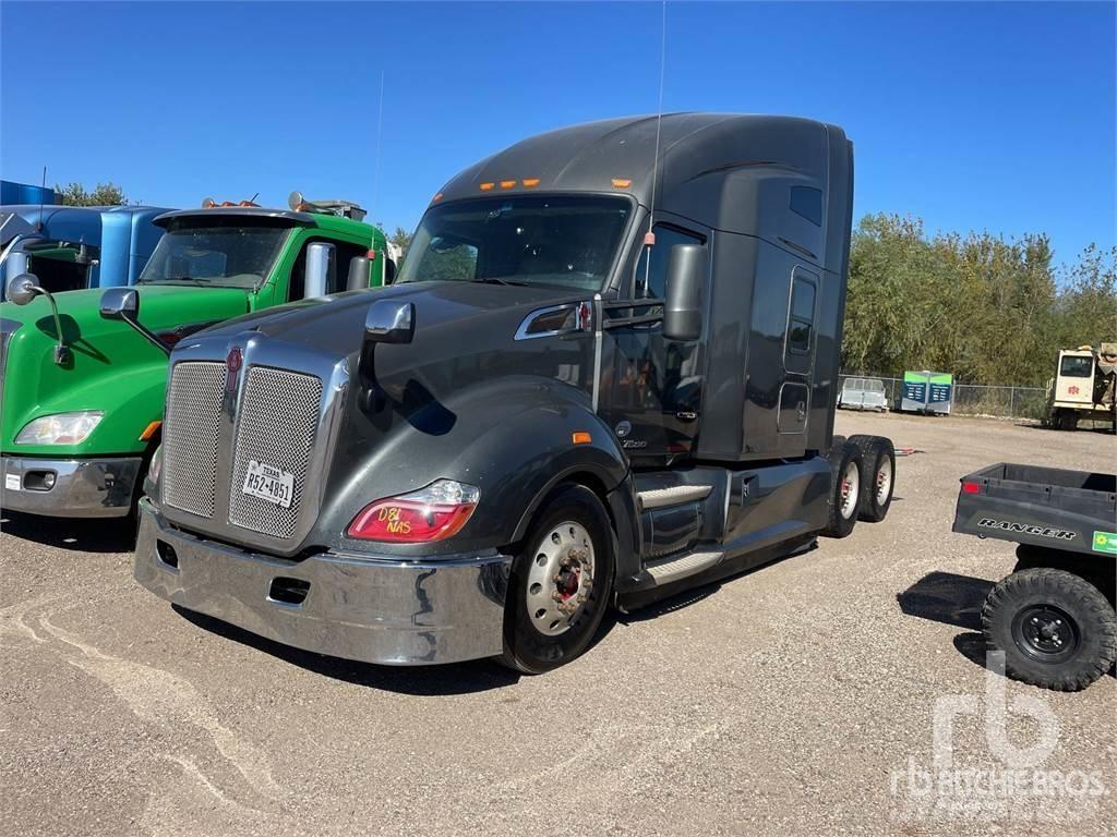 Kenworth T680 وحدات الجر