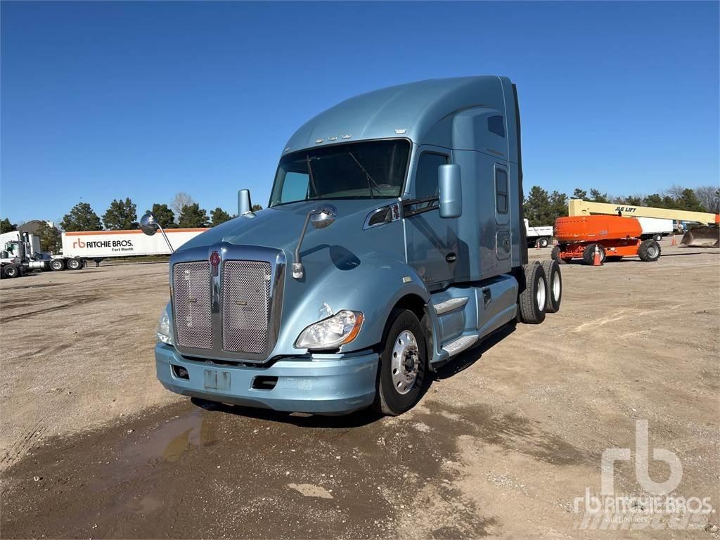 Kenworth T680 وحدات الجر