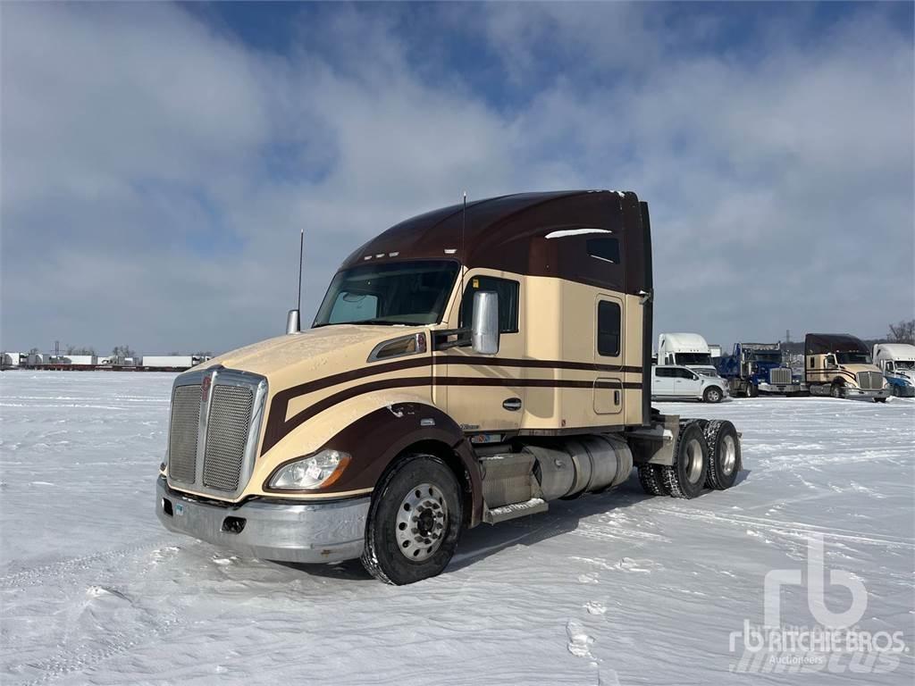 Kenworth T680 وحدات الجر