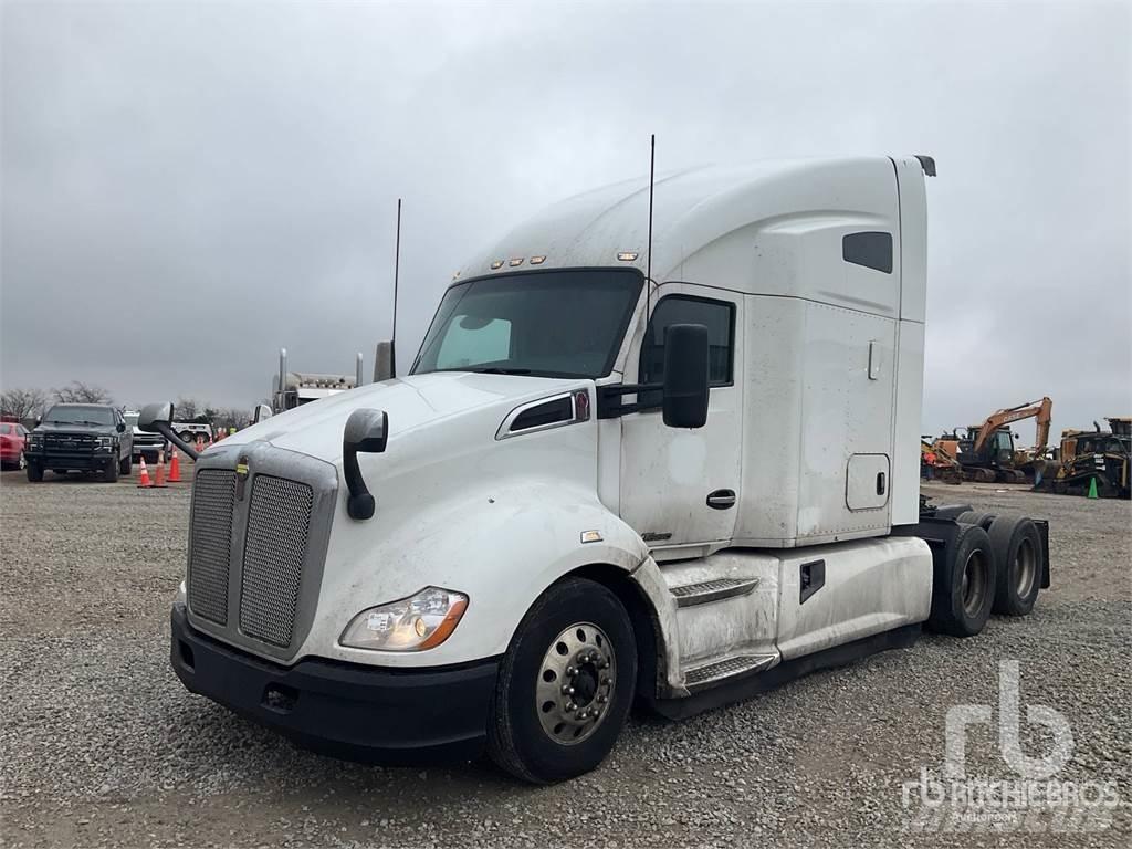 Kenworth T680 وحدات الجر