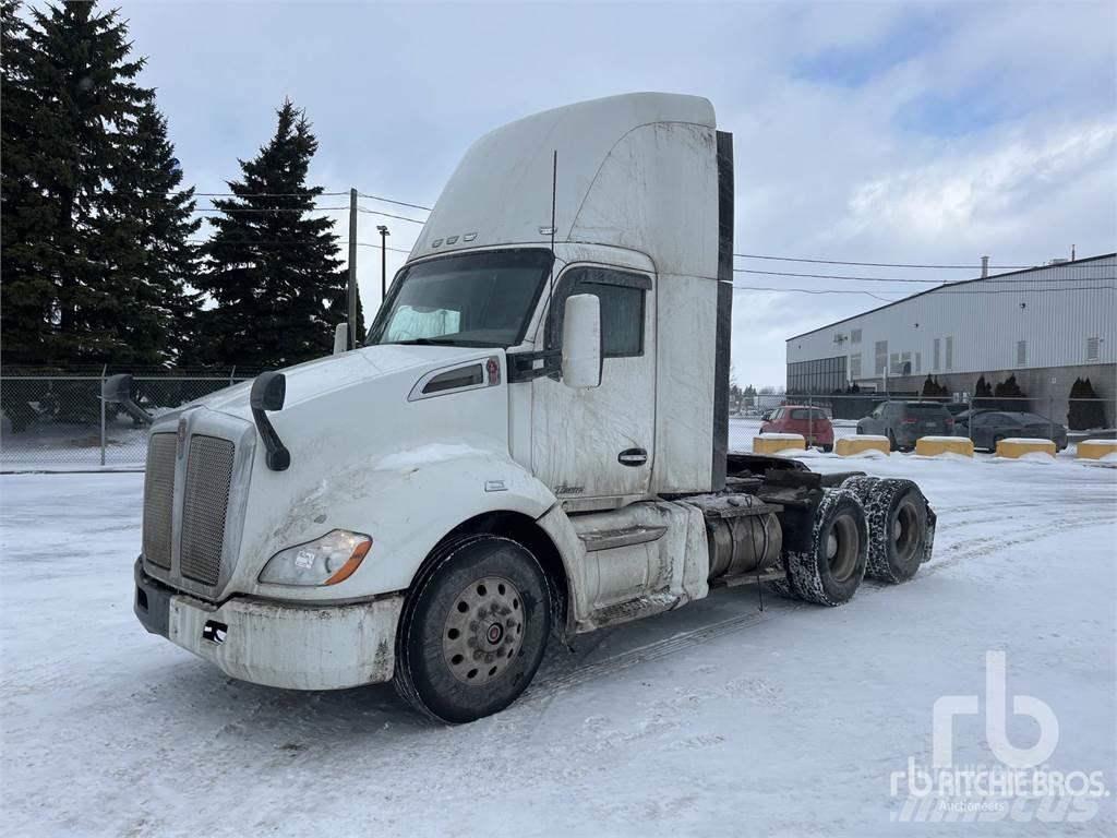 Kenworth T680 وحدات الجر