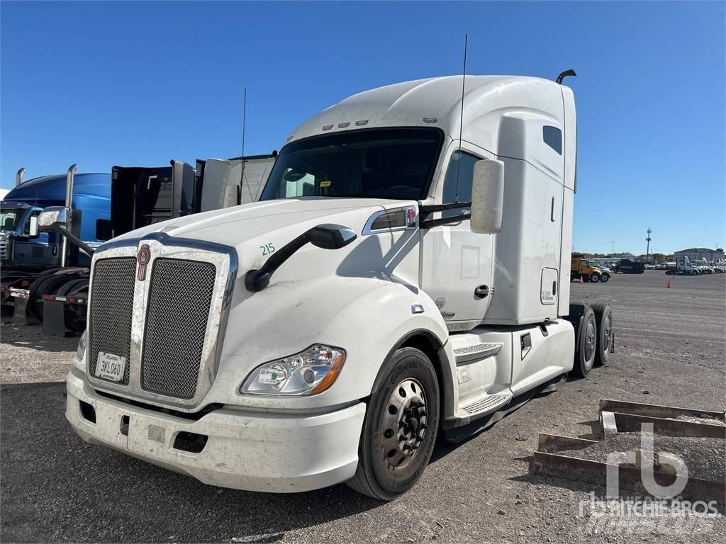 Kenworth T680 وحدات الجر