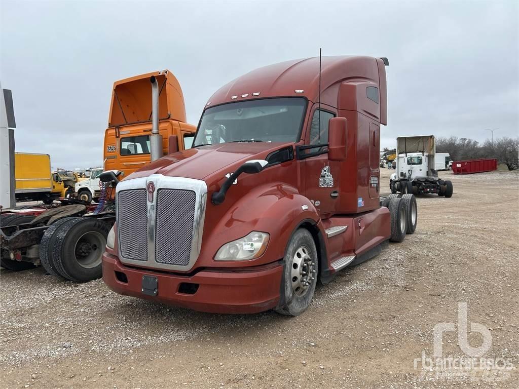 Kenworth T680 وحدات الجر