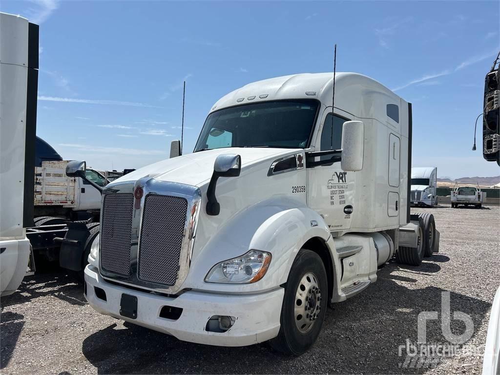 Kenworth T680 وحدات الجر