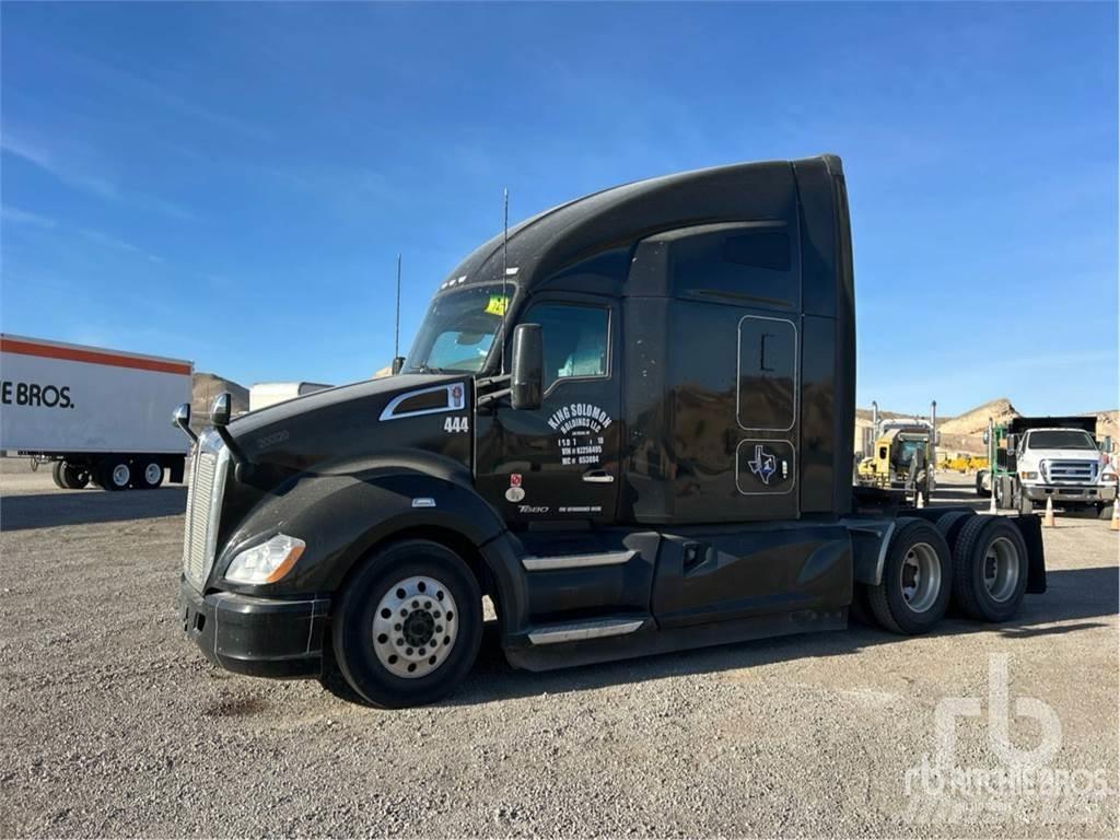 Kenworth T680 وحدات الجر