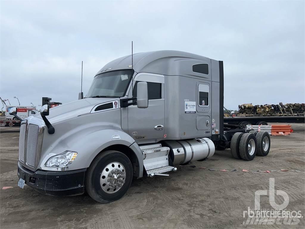 Kenworth T680 وحدات الجر