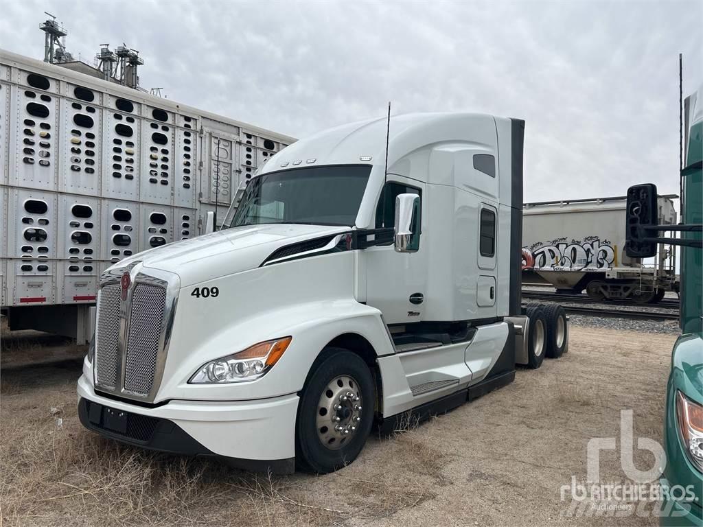 Kenworth T680 وحدات الجر
