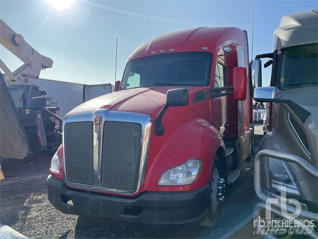 Kenworth T680 وحدات الجر