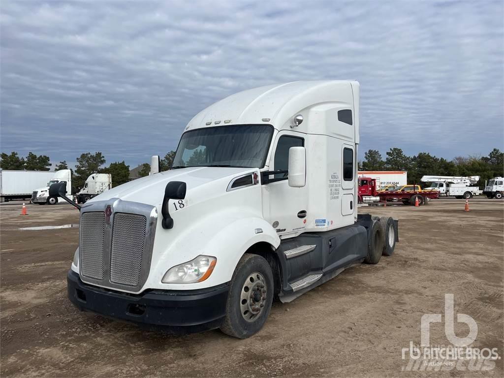Kenworth T680 وحدات الجر