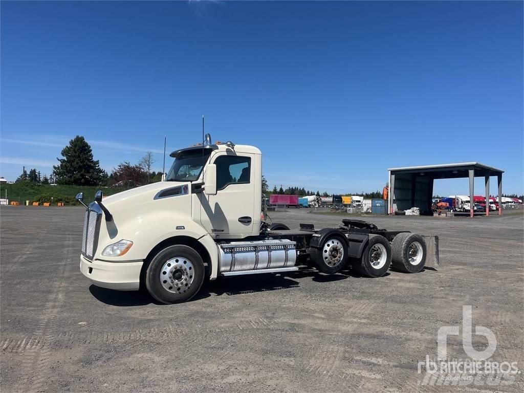 Kenworth T680 وحدات الجر