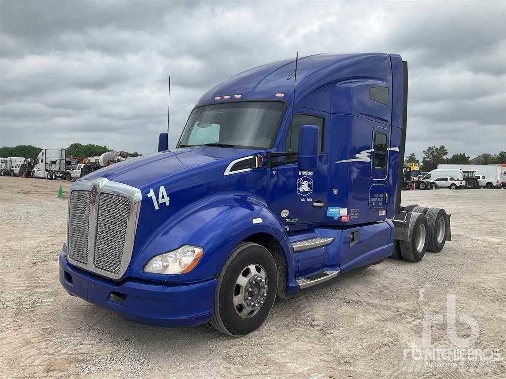 Kenworth T680 وحدات الجر