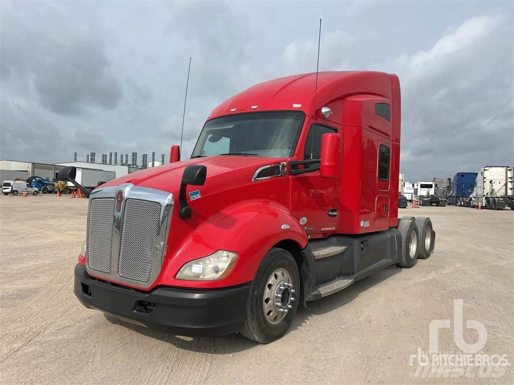Kenworth T680 وحدات الجر